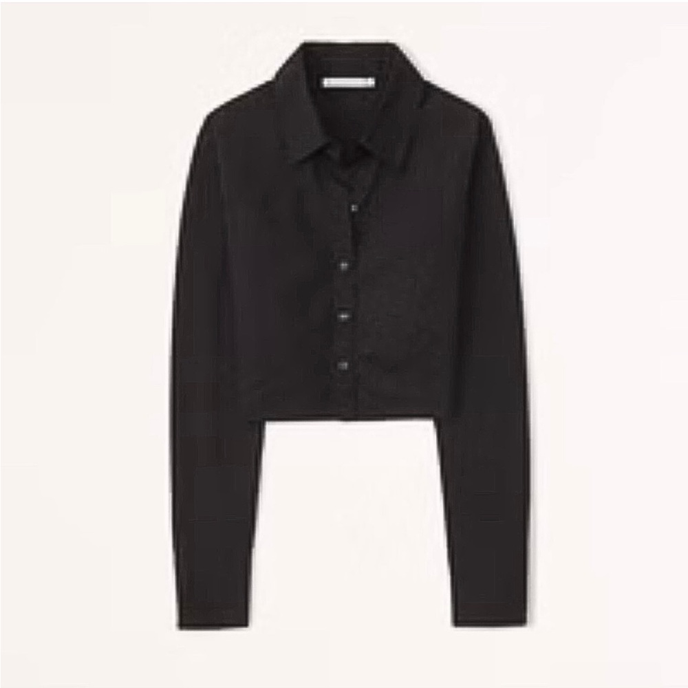 Abercrombie & Fitch Cropped Poplin Button-Up Shirt